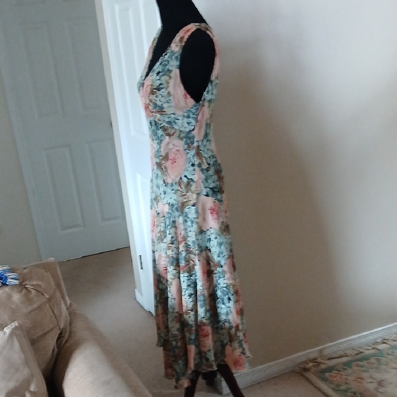 Asymmetrical Floral V-Neck Midi Dress in Teal and Blush - Picture 8 of 14